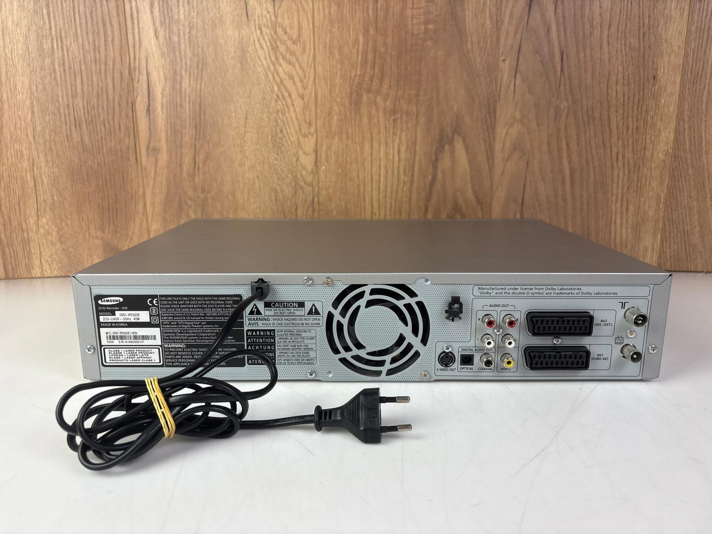 Samsung DVD-VR300E Video / VHS Combi Recorder