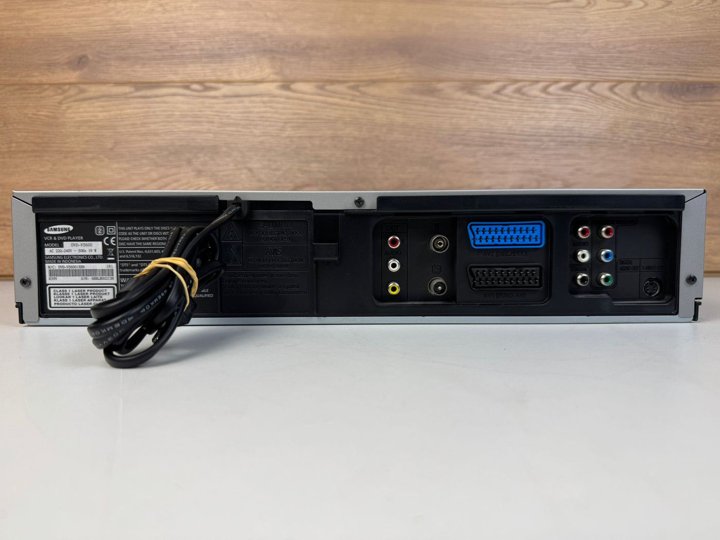 Samsung DVD-V5600 DVD/VHS Combi recorder