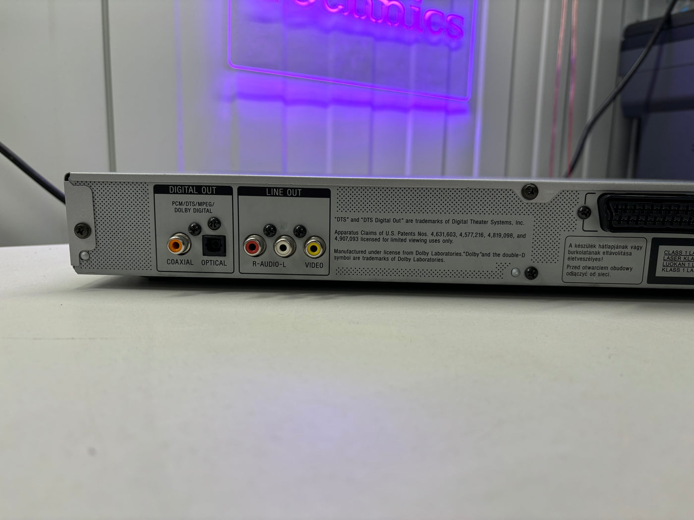 Sony DVP-NS433 CD/DVD Player