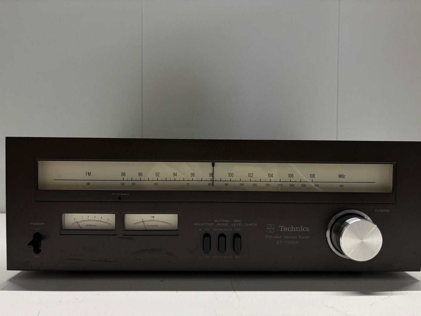 Technics ST-7300K FM/AM Stereo Tuner