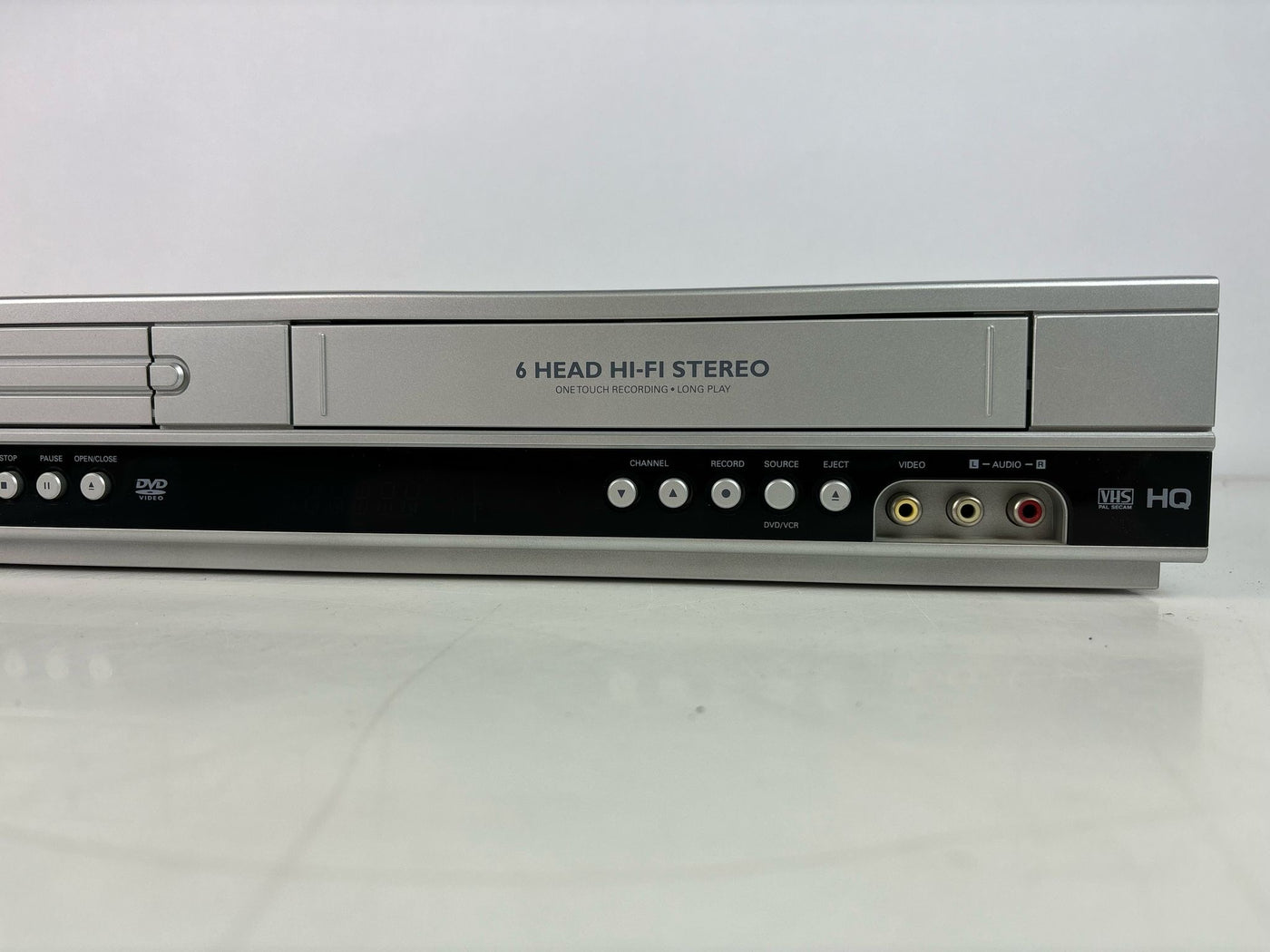 LG DVP3350V DVD / VHS Combi Recorder