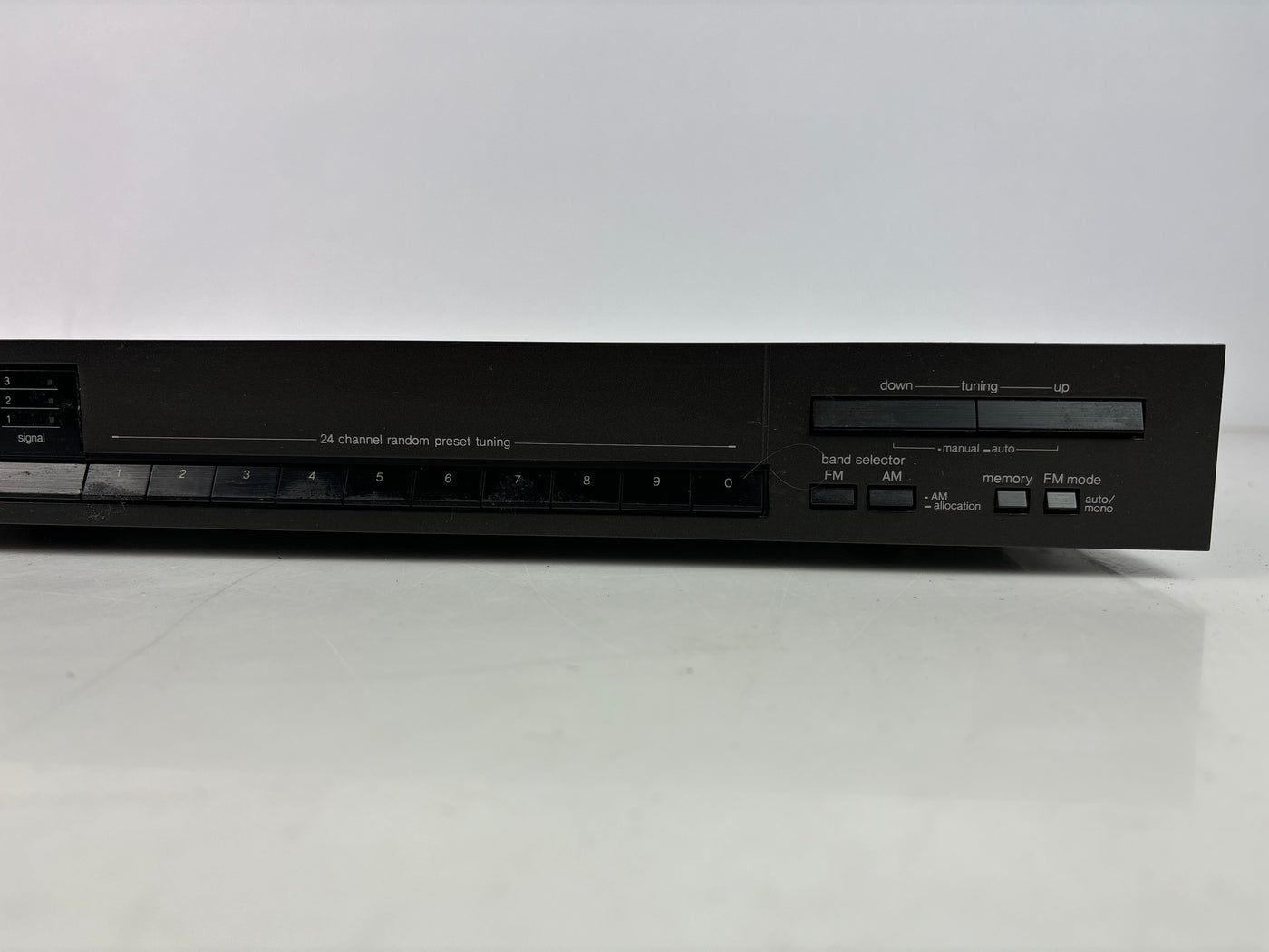 Technics ST-600 AM/FM Stereo Tuner