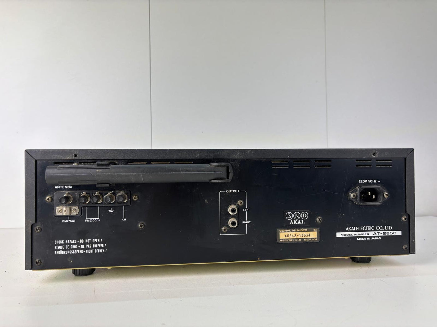 Akai AT-2650 FM AM Stereo Tuner