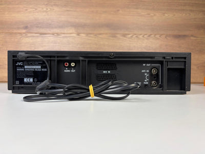 JVC HR-J628 VHS Video Recorder