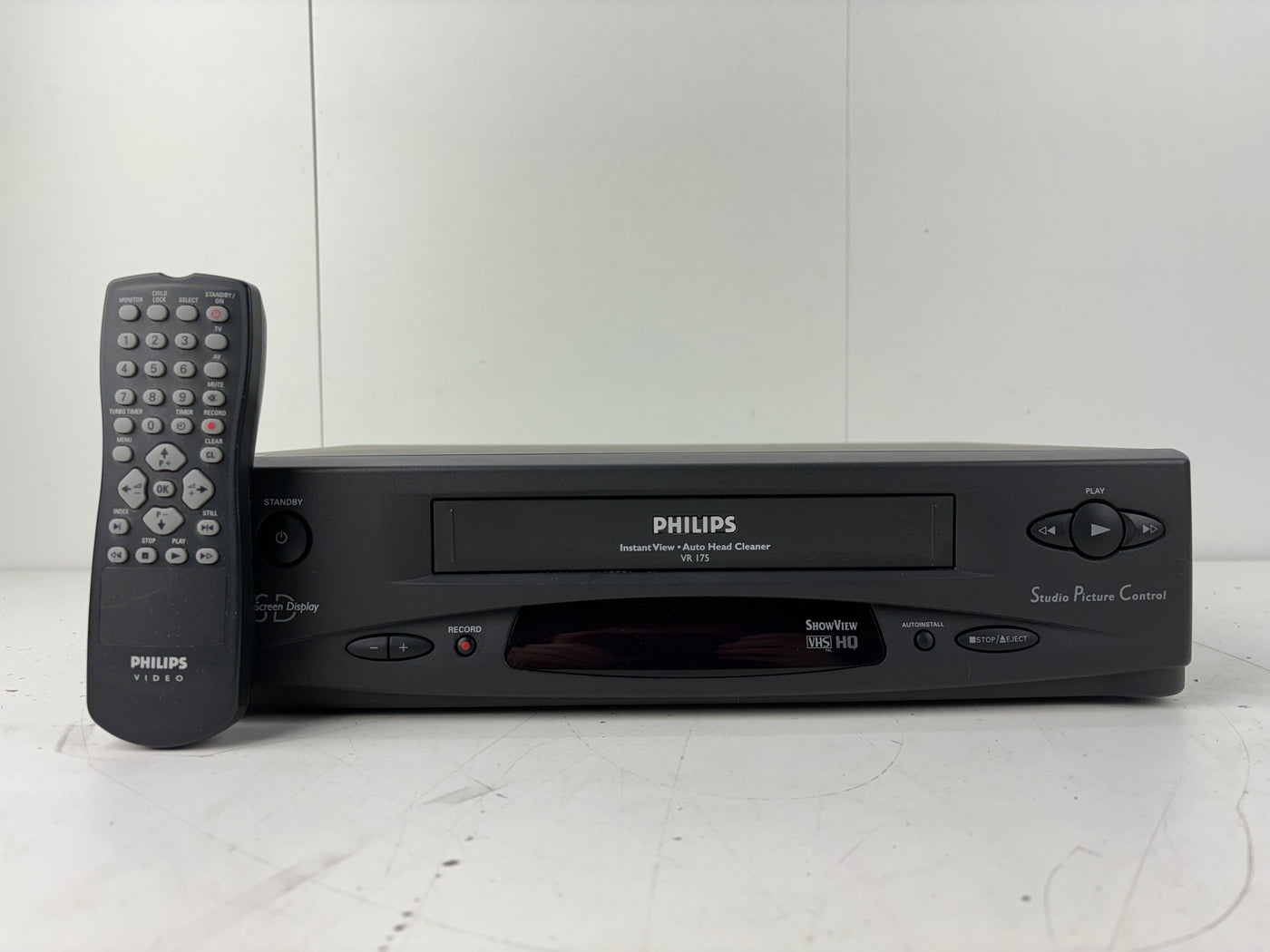 Philips VR175 VHS Videorecorder - With remote