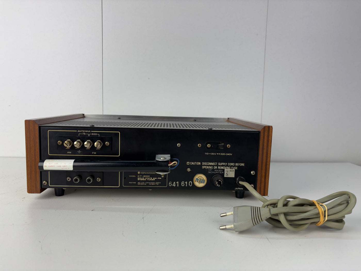 Kenwood KT-2001 FM AM Stereo Tuner