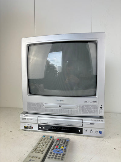 LG LV4961 VHS Videorecorder & Marquant MCT-1476TXT Colour TV + DVD Combo