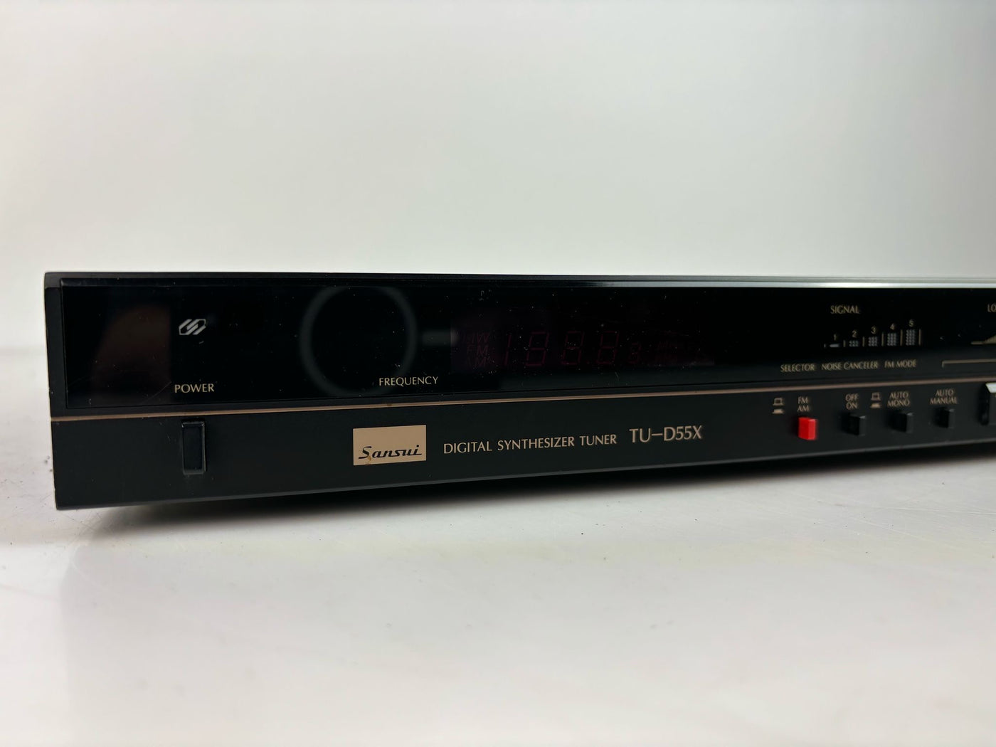 Sansui TU-D55X Digital Synthesizer Tuner