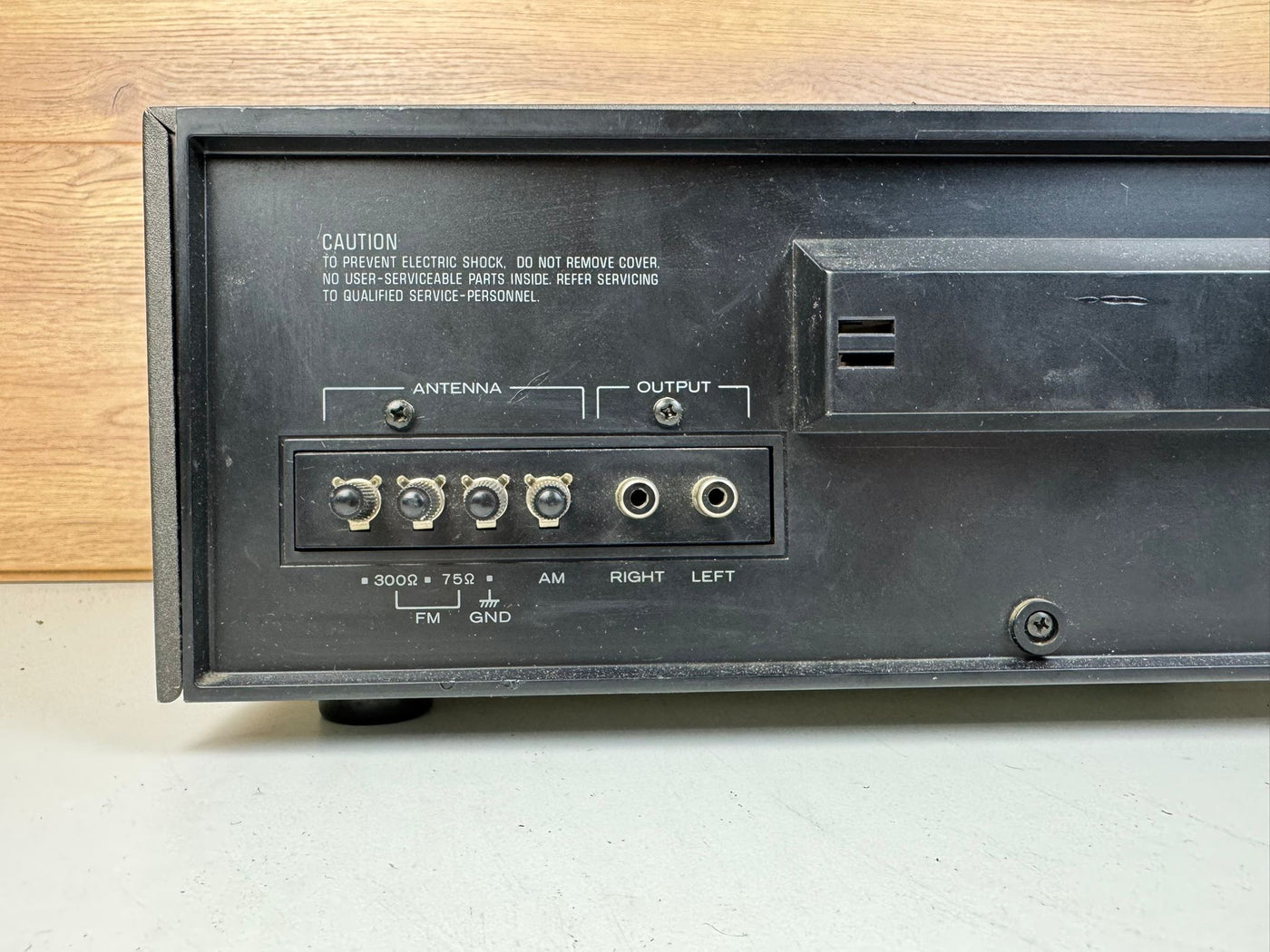 Kenwood KT-5550 FM/AM Stereo Tuner