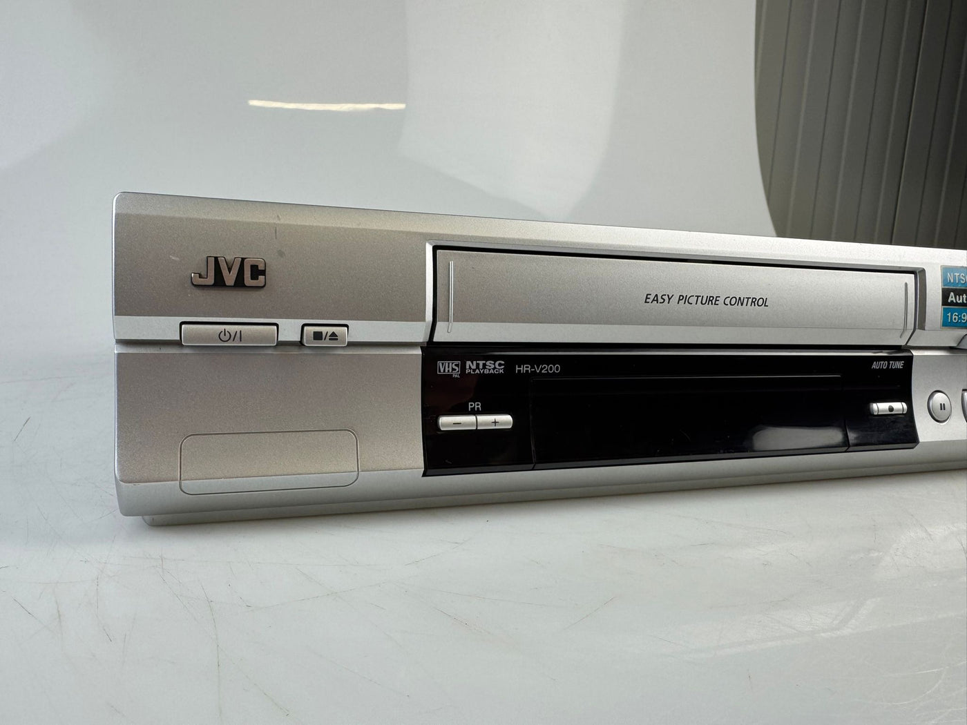 JVC HR-V200 VHS Video Recorder