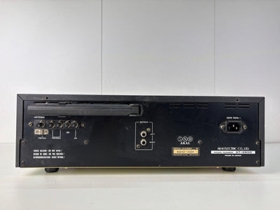 Akai AT-2650 FM AM Stereo Tuner