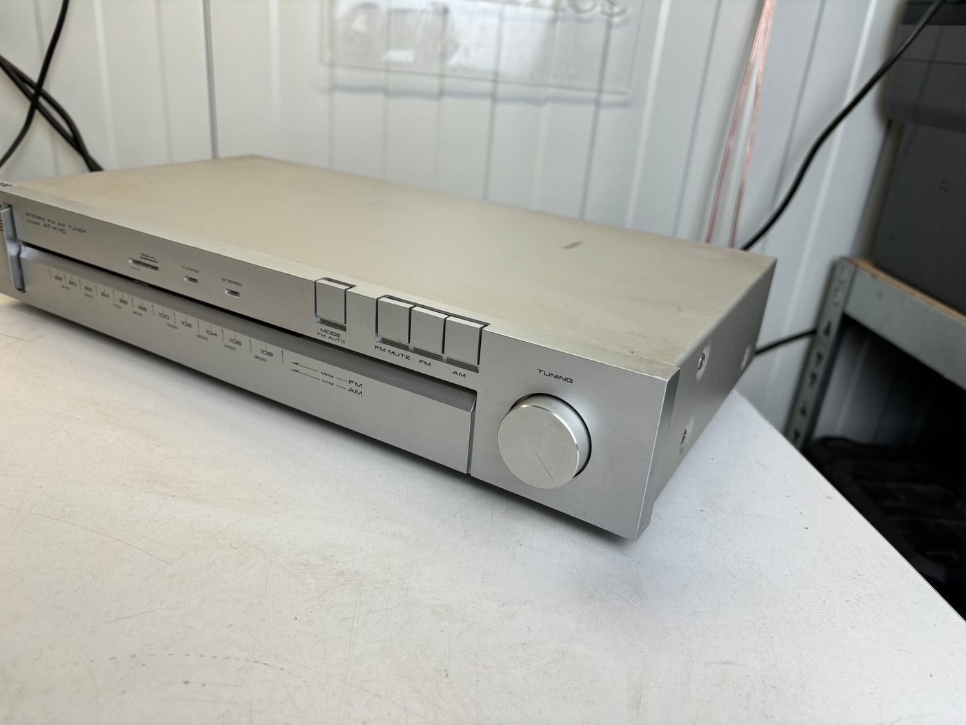 Akai AT-K110 AM/FM Stereo Tuner