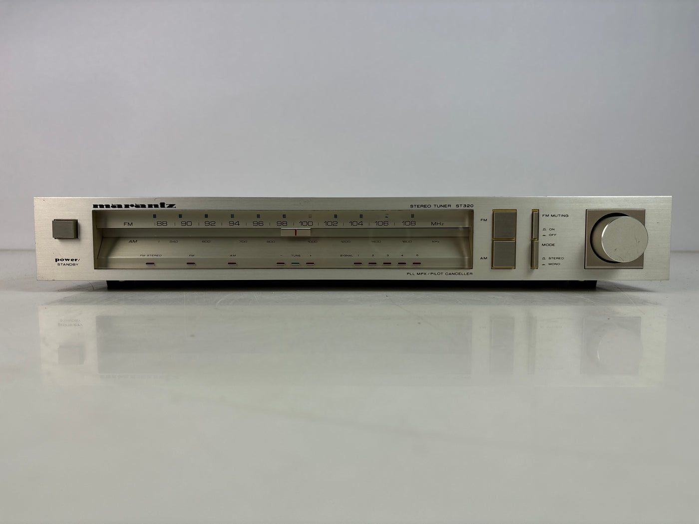 Marantz ST320 Stereo Tuner