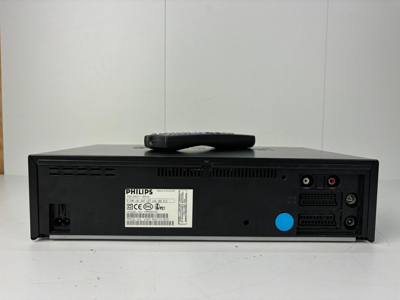 Philips VR600 Video Recorder VHS With Remote