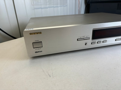Onkyo T-4211 FM Stereo / AM Tuner