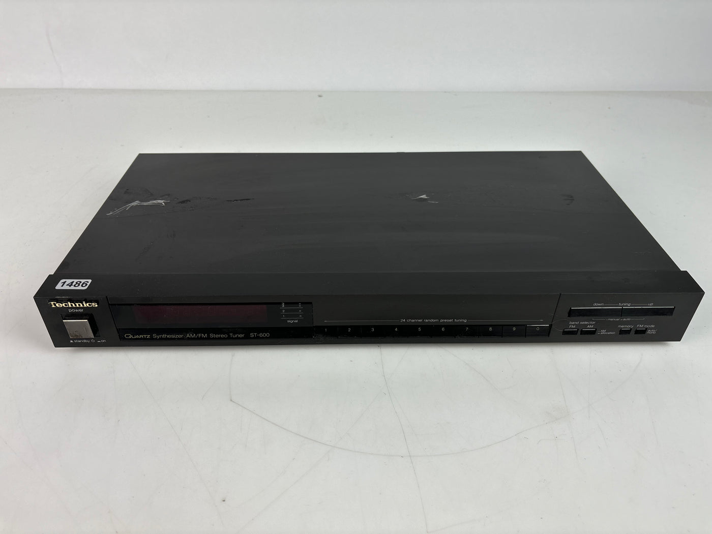 Technics ST-600 AM/FM Stereo Tuner