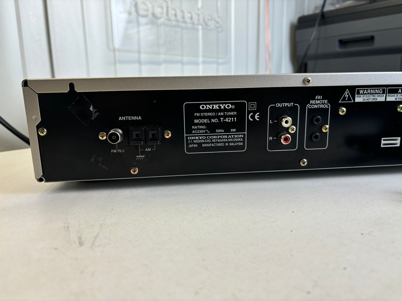 Onkyo T-4211 FM Stereo / AM Tuner