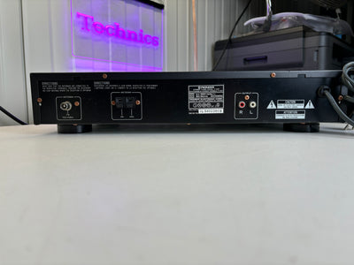 Pioneer F-737 FM/AM Stereo Tuner