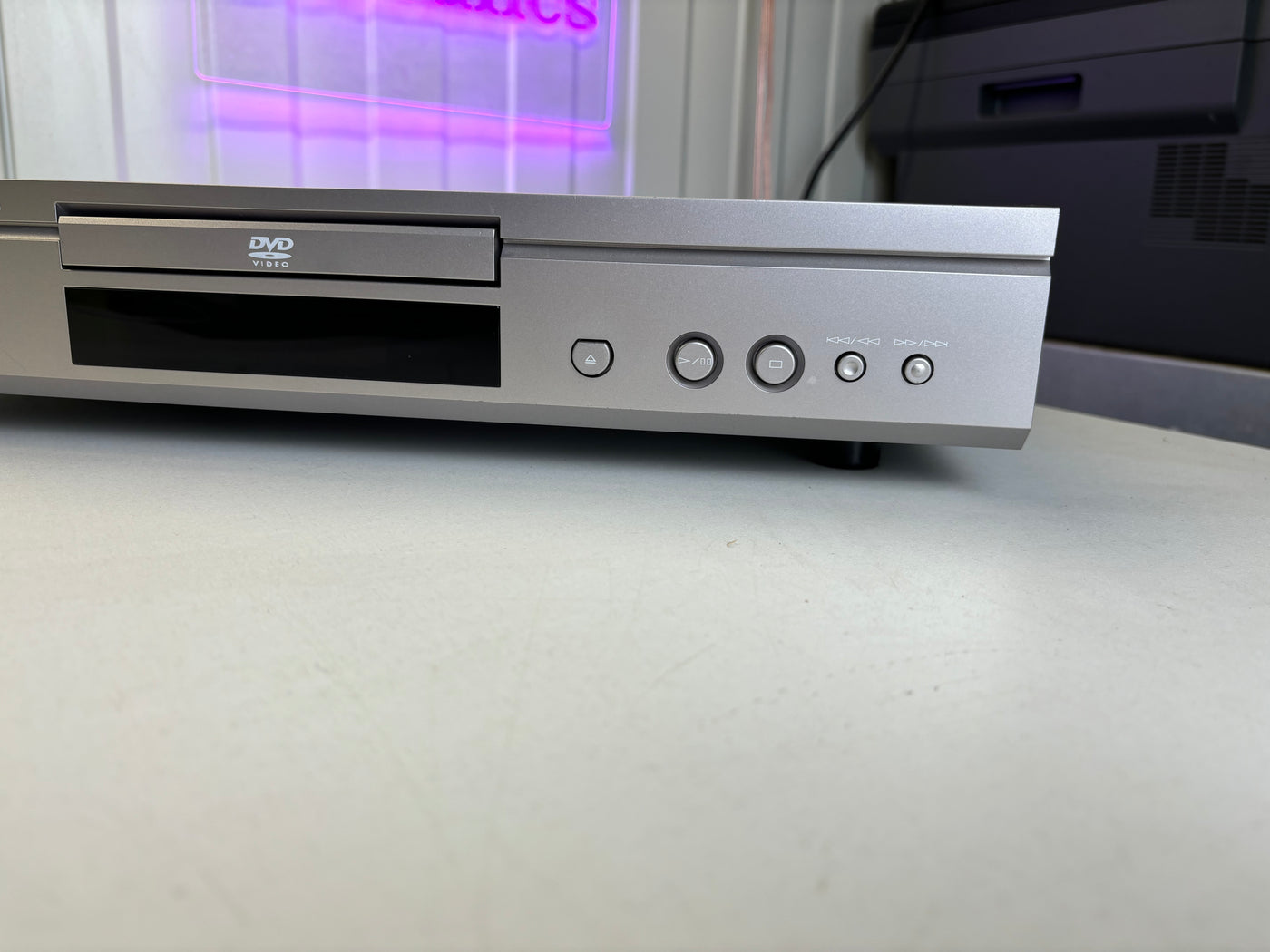 Yamaha DVD-S530 Natural Sound DVD Player