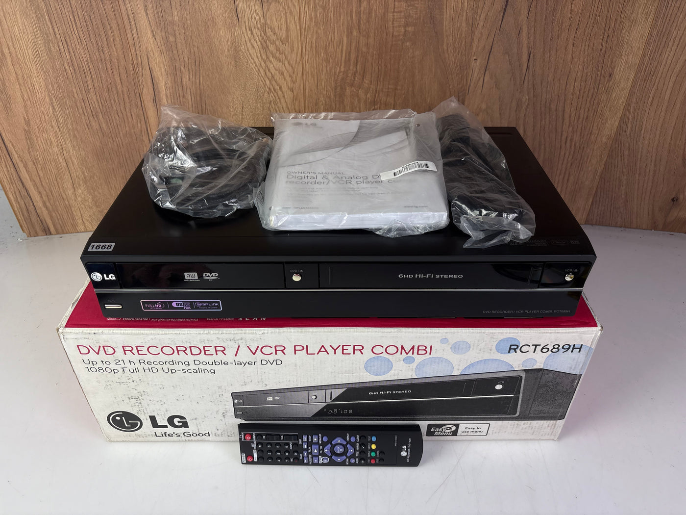 LG RCT689H VHS Videorecorder & DVD Combi - Copy VHS to DVD