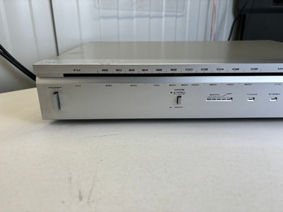 Akai AT-K11 FM/AM Stereo Tuner