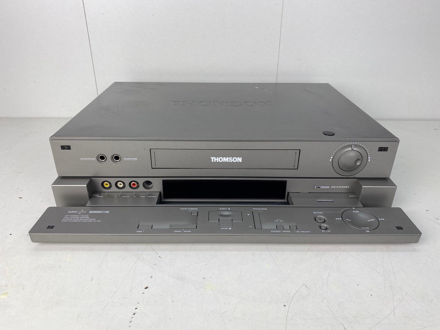Magnétoscope Thomson Chroma Pro VPH 6850F / Cassette VHS K7 VCR / NTSC Magnétoscope Thomson Chroma Pro VPH 6850F / Cassette VHS K7 VCR / NTSC