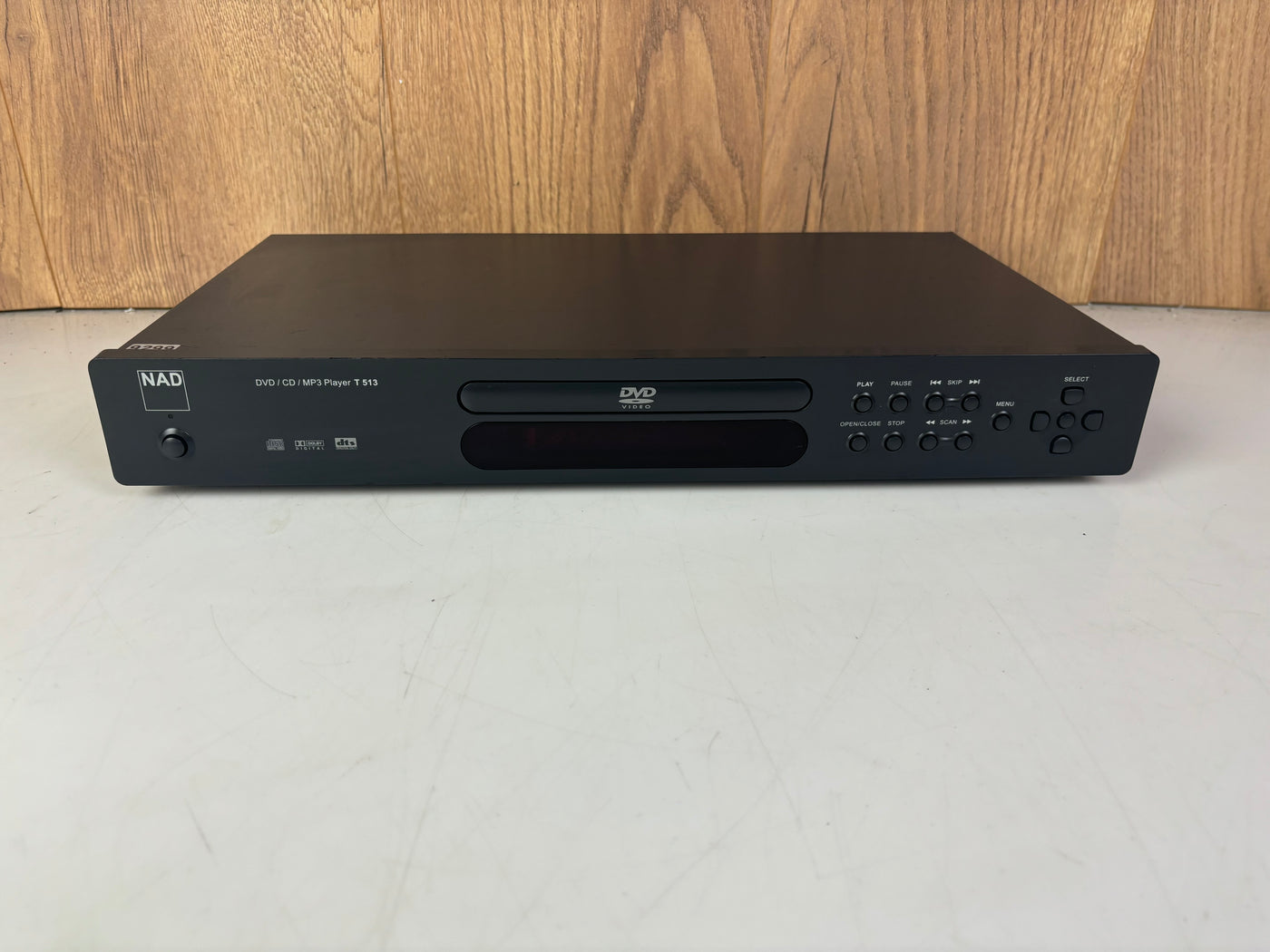 NAD T 513 DVD / CD / MP3 Player