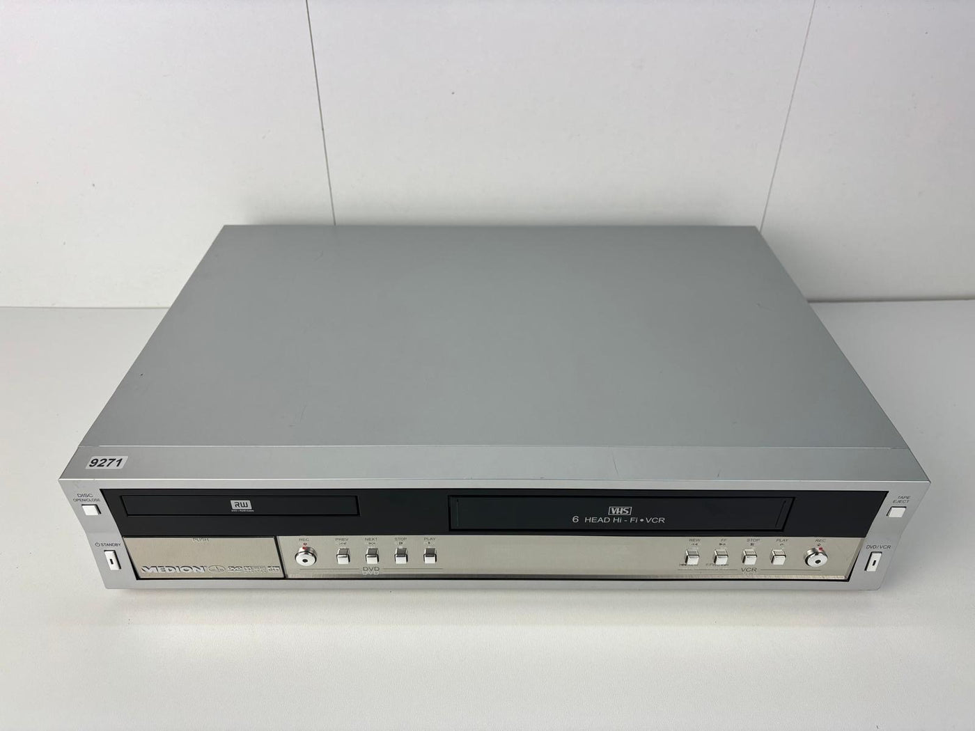 Medion MD 80054 DVD / Video Recorder Combi LEES!