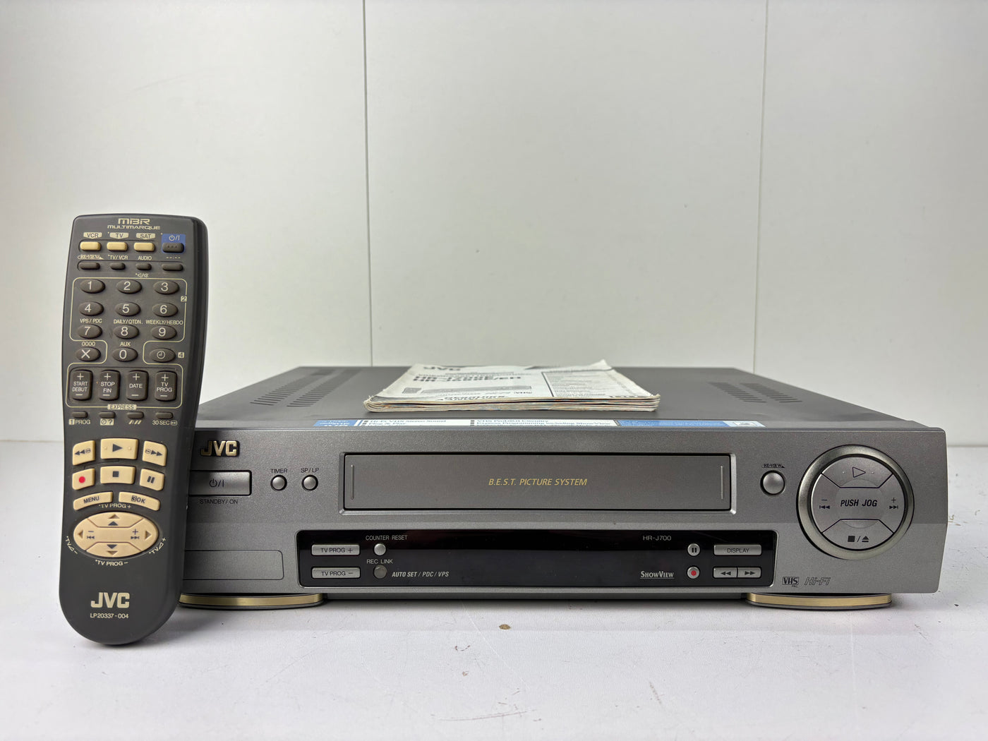 JVC HR-J700 Video Cassette Recorder - With Remote & User Manual