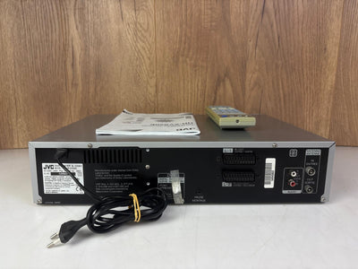JVC HR-XVS20 Super VHS ET Videorecorder DVD Player