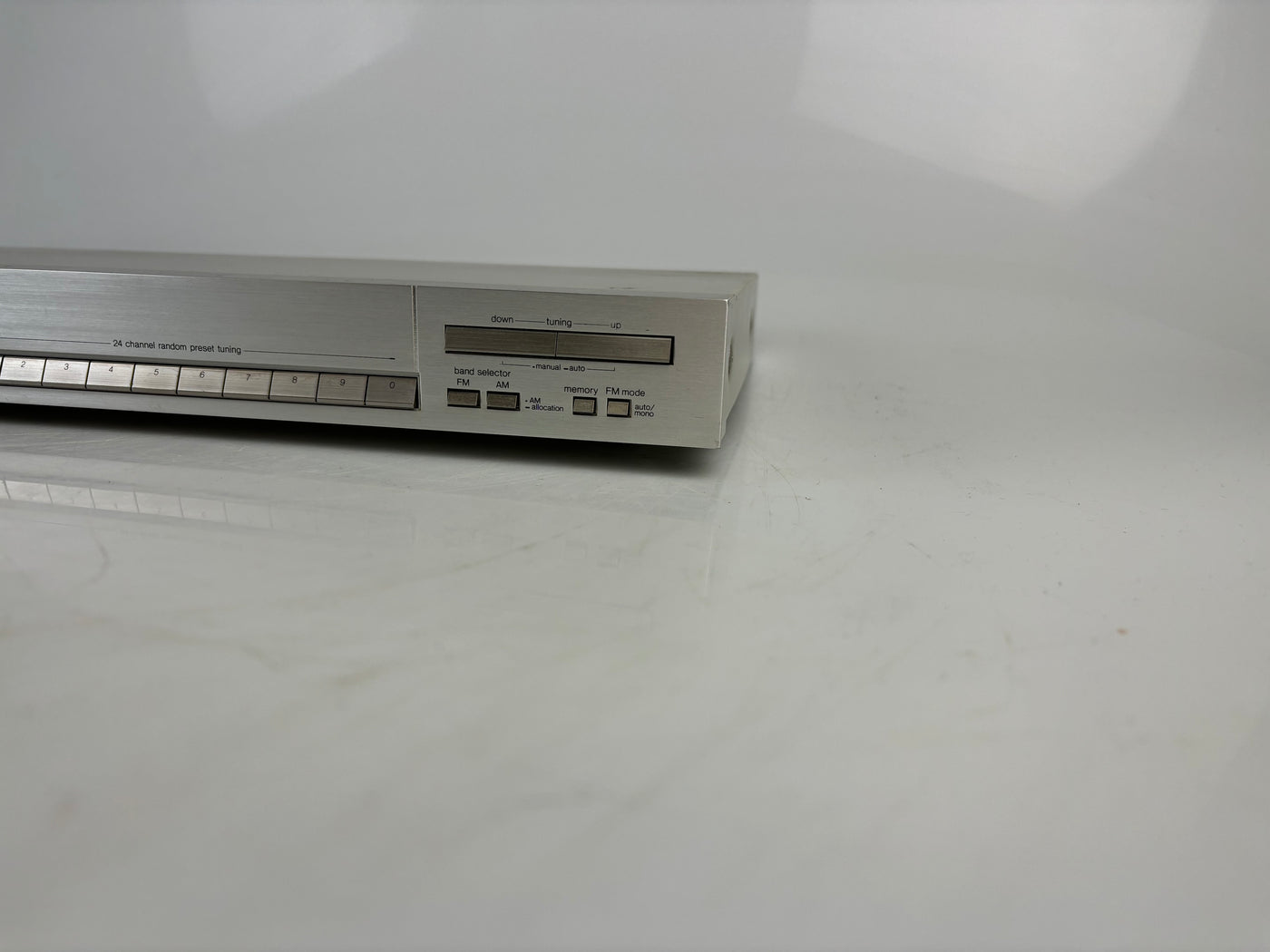 Technics ST-600 AM/FM Stereo Tuner