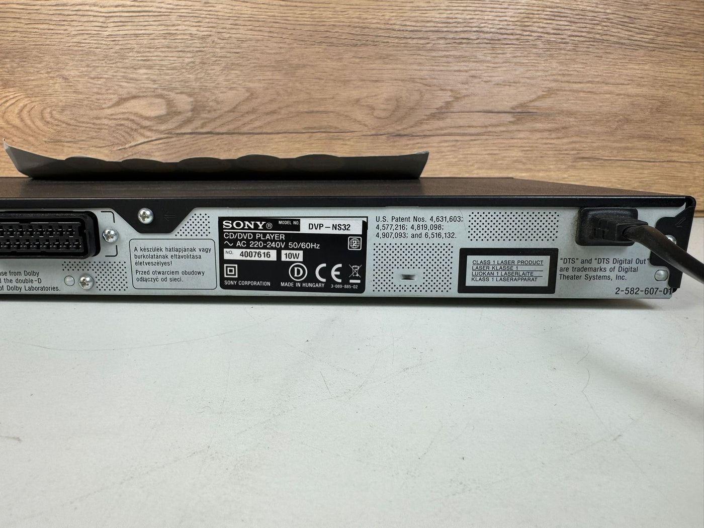 Sony DVP-NS32 CD/DVD Player