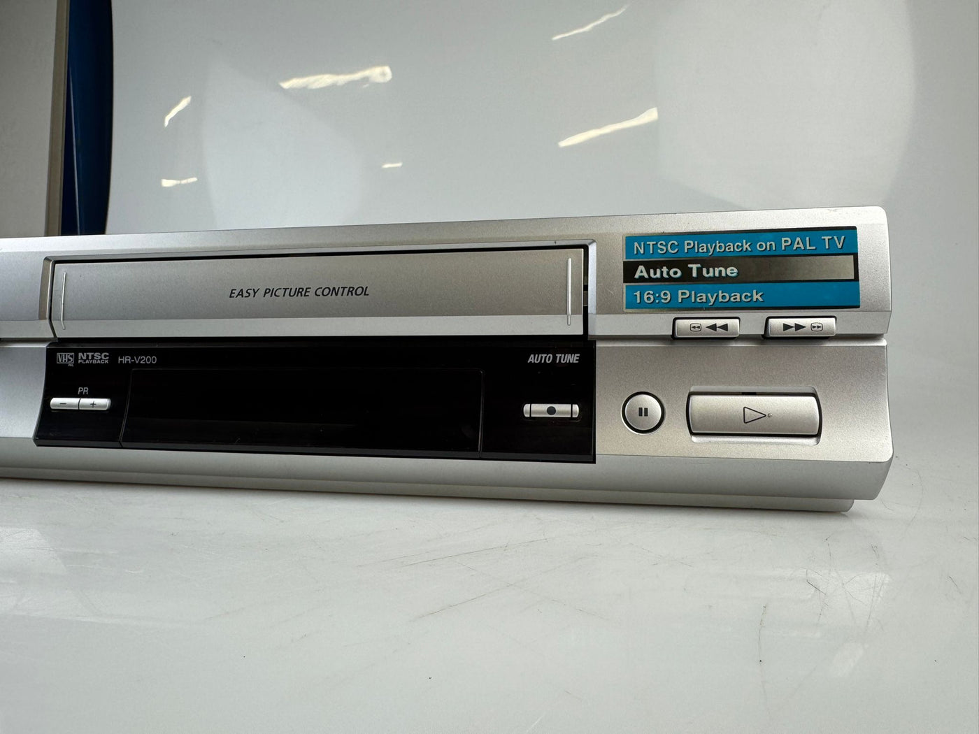 JVC HR-V200 VHS Video Recorder