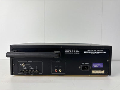 Akai AT-2250 FM AM Stereo Tuner