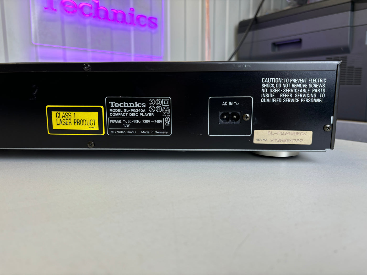 Technics SL-PG340A Compact Disc Player