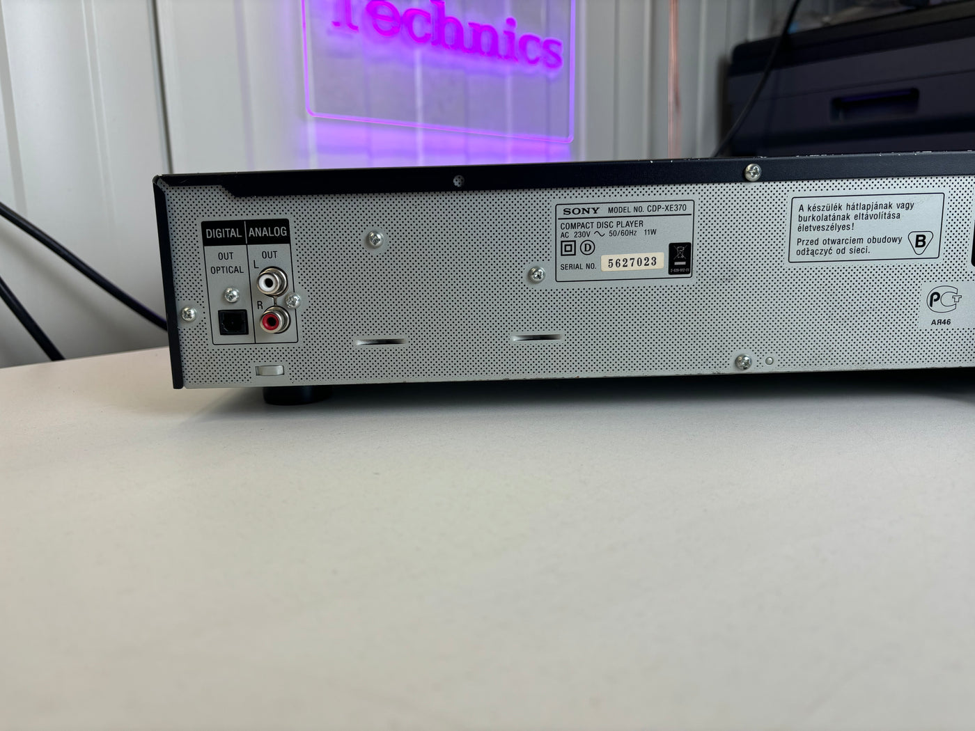 Sony CDP-XE370 Compact Disc Player
