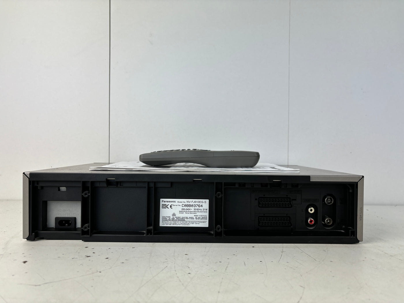 Panasonic NV-FJ610 Video Cassette Recorder | Super Drive - With Remote