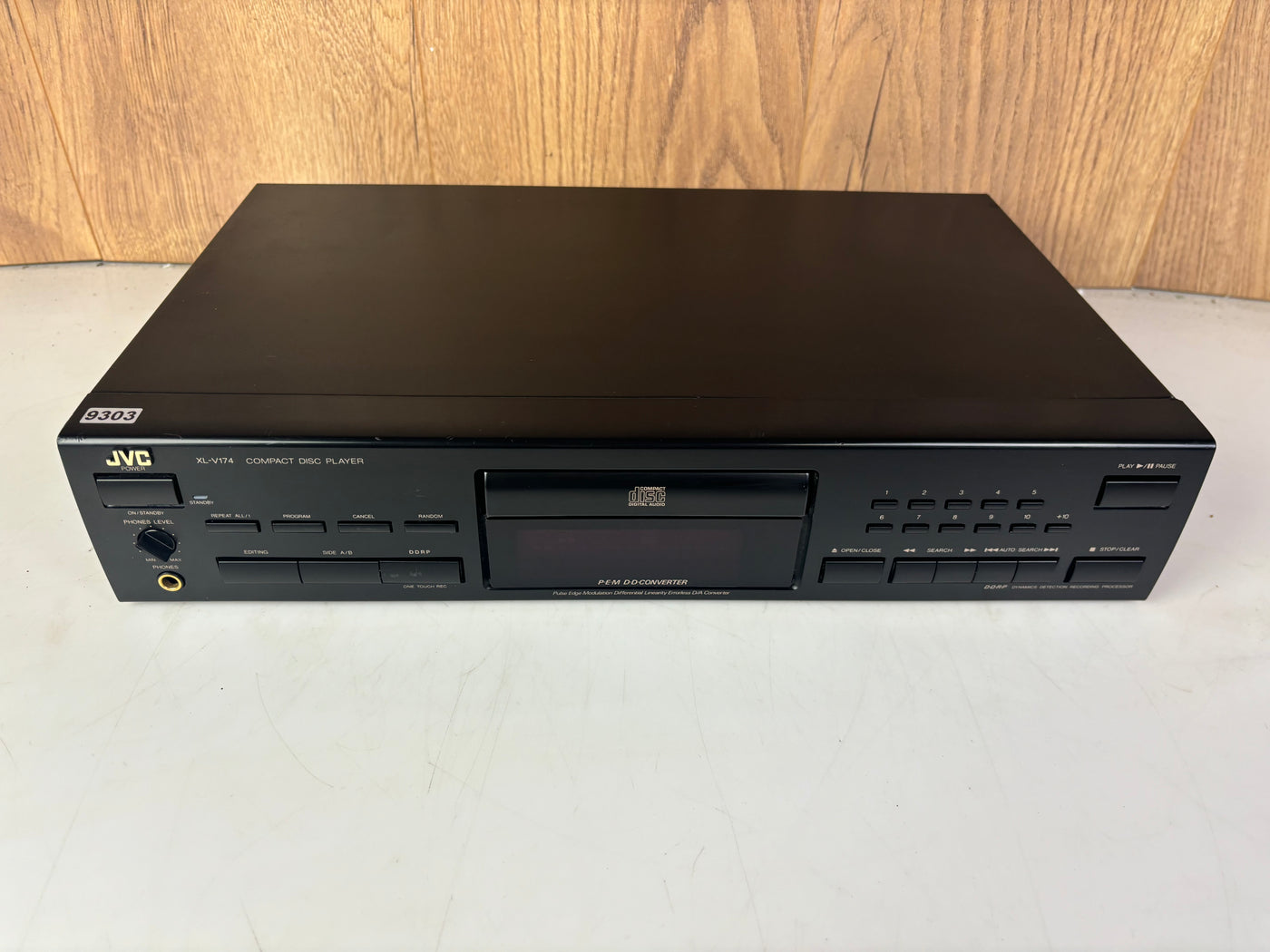 JVC XL-V174 Compact Disc Player