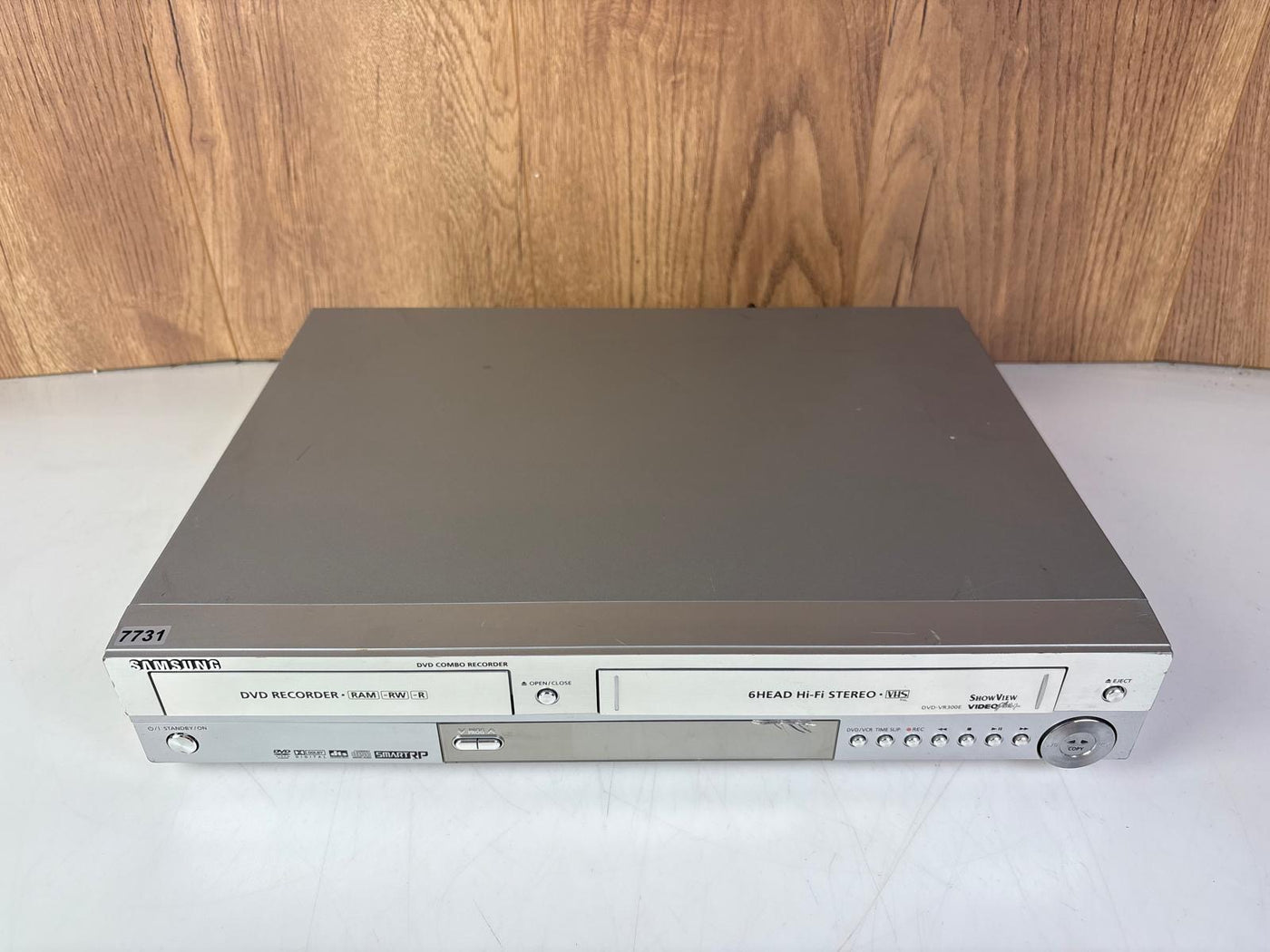 Samsung DVD-VR300E Video / VHS Combi Recorder