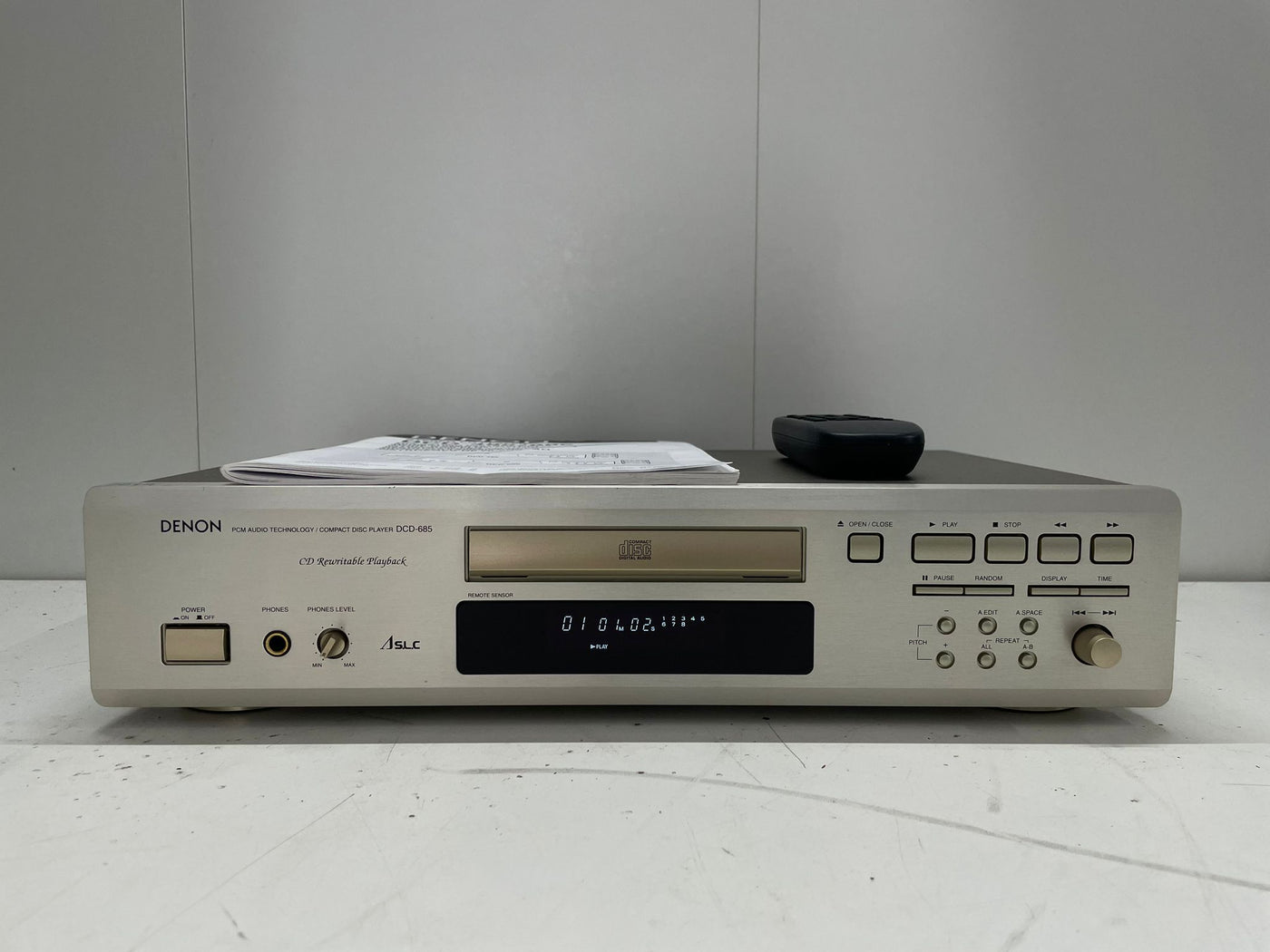Denon DCD-685 Stereo Remote Control Compact Disc Player