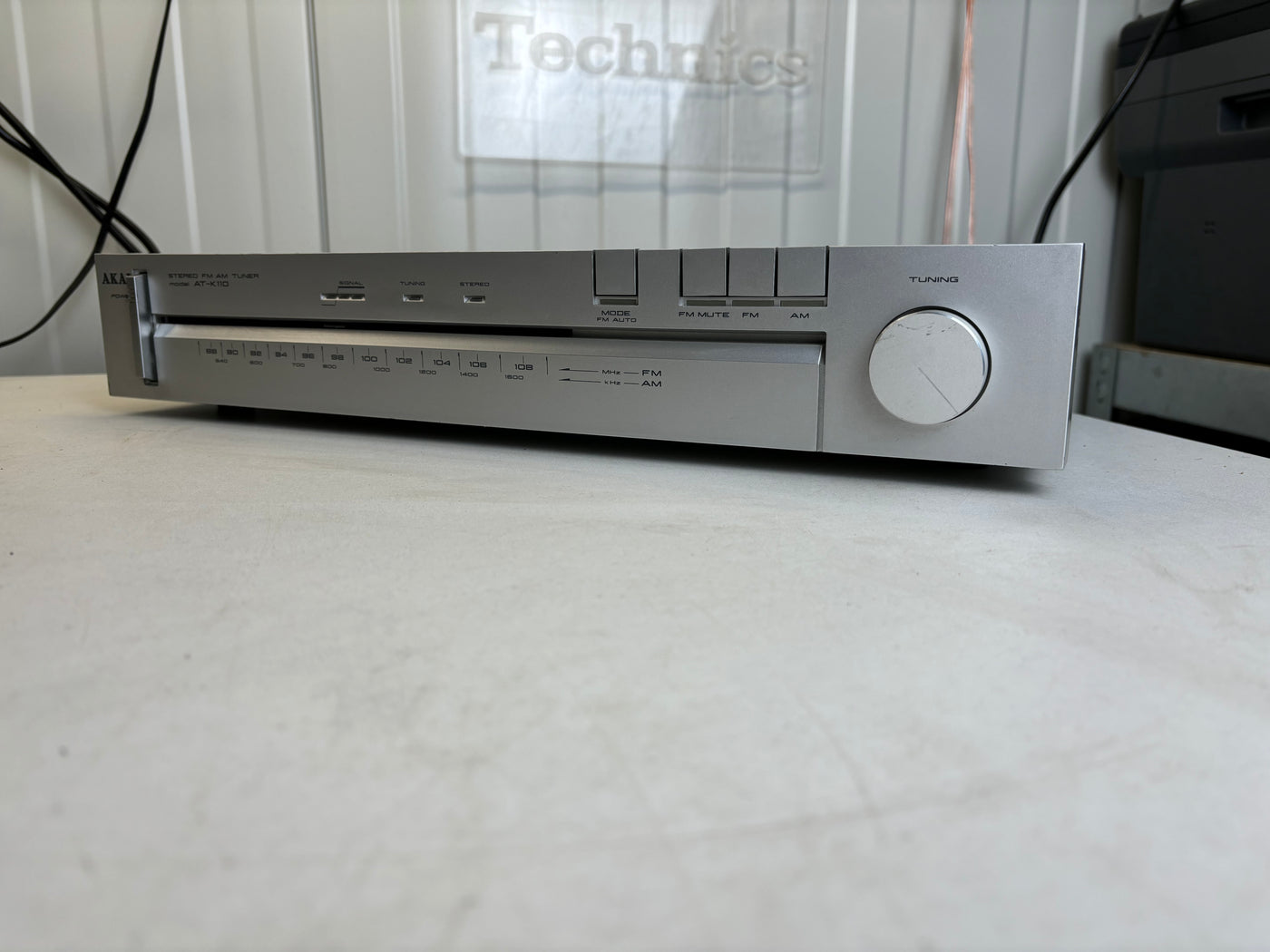 Akai AT-K110 AM/FM Stereo Tuner
