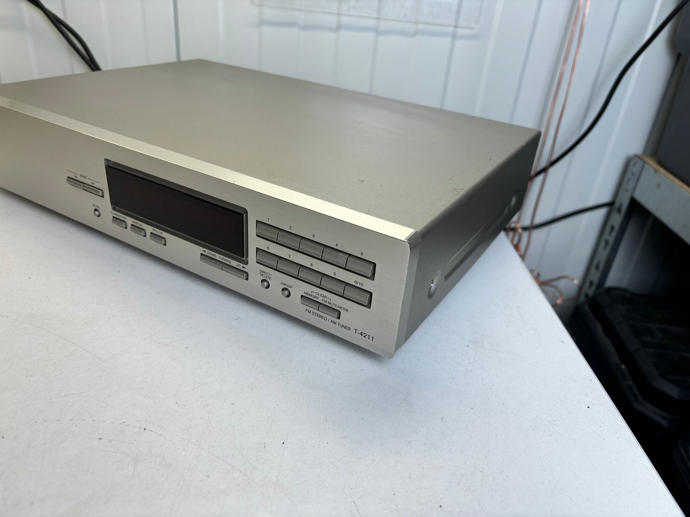 Onkyo T-4211 FM Stereo / AM Tuner