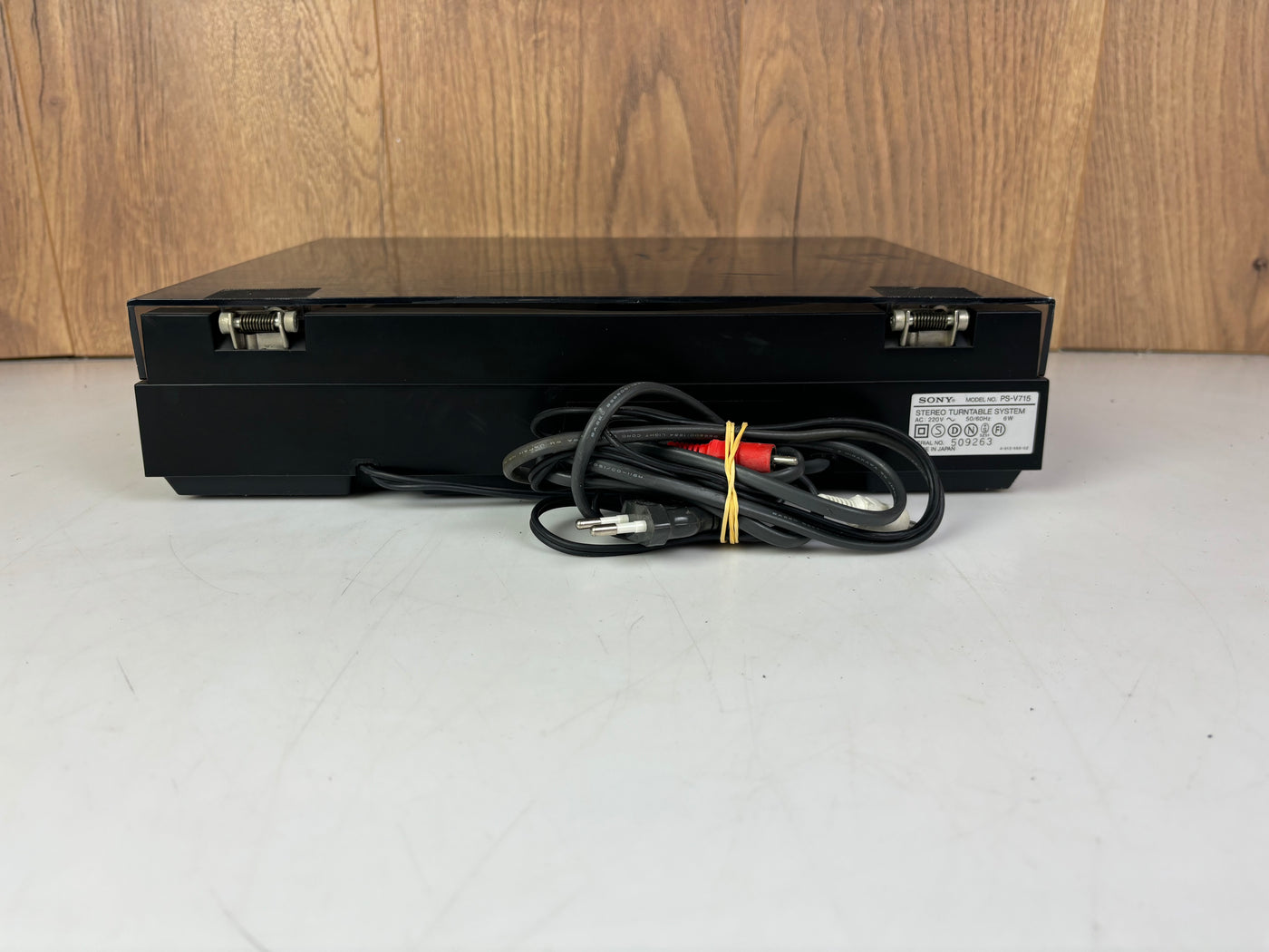 Sony PS-V715 Fully Automatic Stereo Turntable