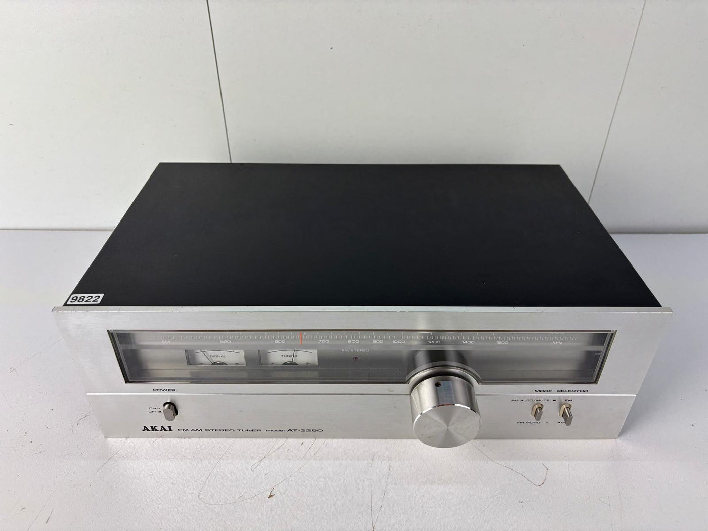 Akai AT-2250 FM AM Stereo Tuner