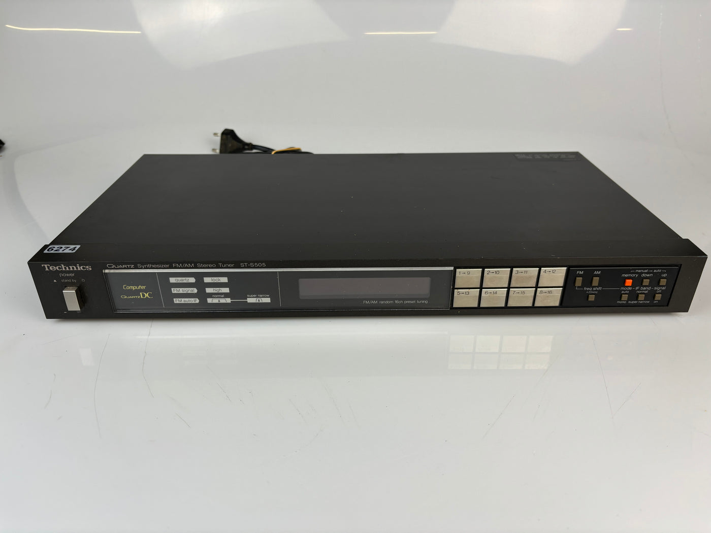 Technics ST-S505 Quartz Synthesizer FM/AM Stereo Tuner