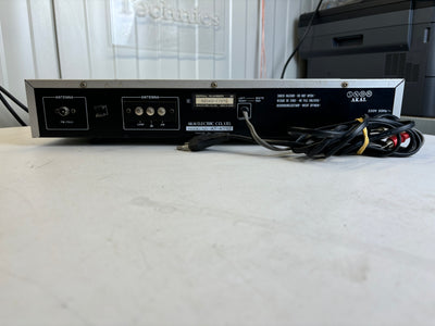 Akai AT-K110 AM/FM Stereo Tuner