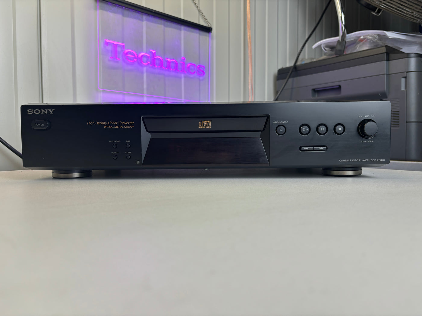 Sony CDP-XE370 Compact Disc Player