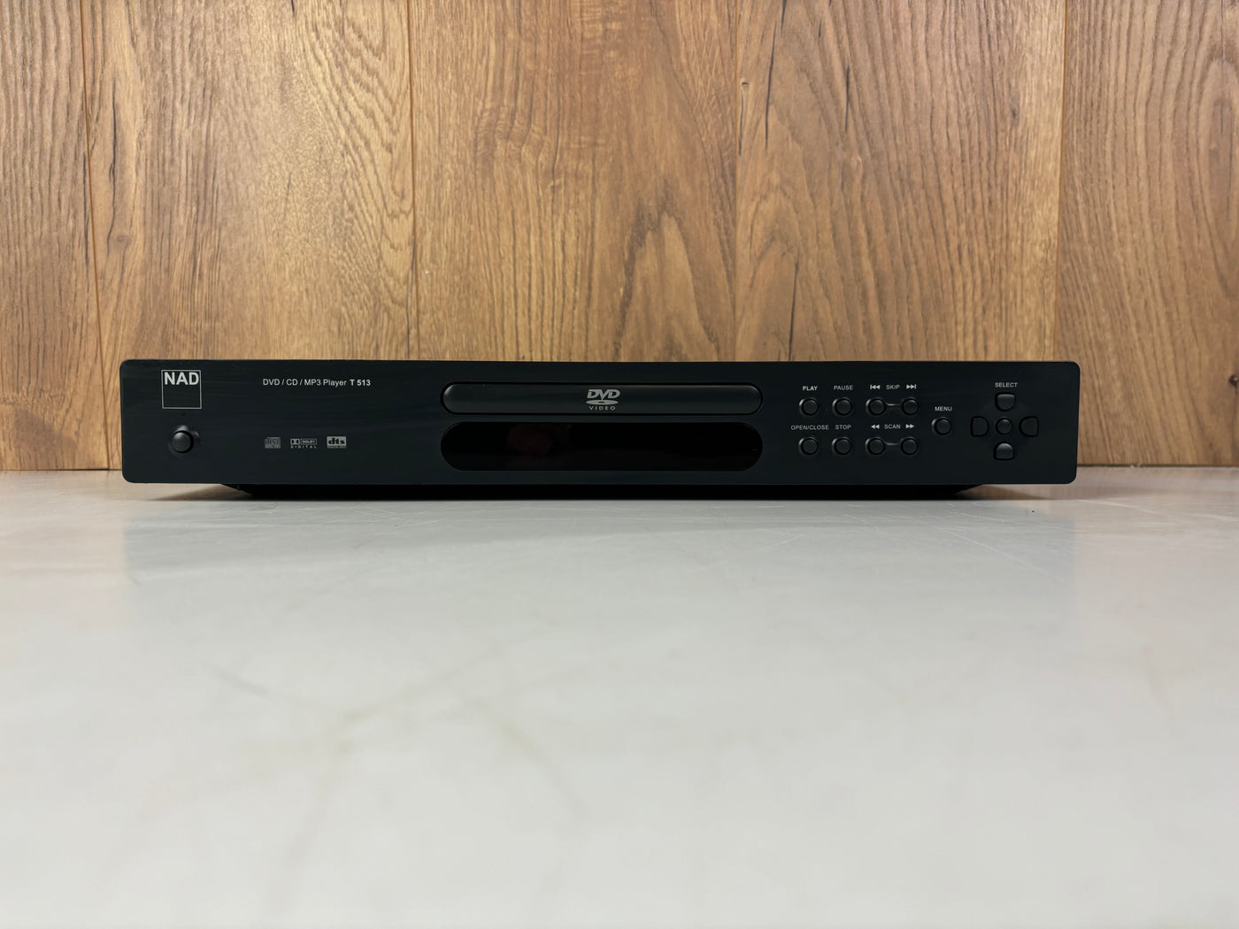 NAD T 513 DVD / CD / MP3 Player