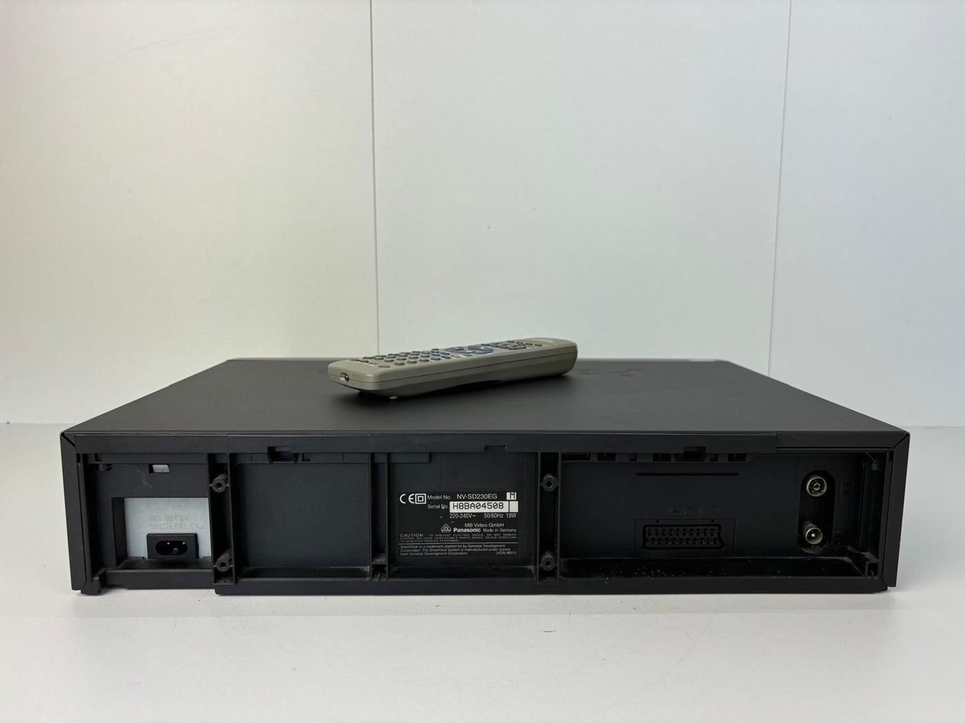 Panasonic NV-SD230EG Videorecorder With Remote Control