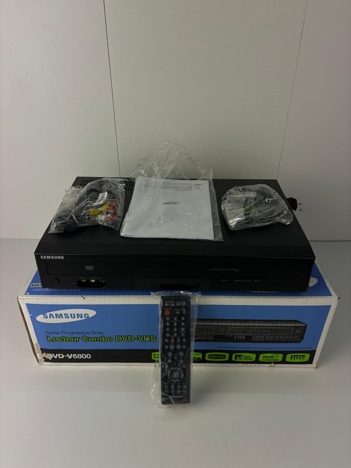 Samsung DVD-V6800 Combi DVD VHS In Doos!